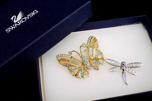 ▲アクセサリー40 Swarovski スワロフスキー 蝶々/蜻蛉 ブローチ 2点▲クリスタル/トンボ/消費税0円