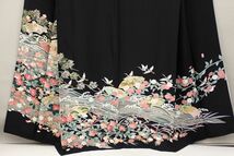 ●着物35 黒留袖 五つ紋 在銘有 鶴 正絹 着丈約160.5cm●着物/和装品/保管品/消費税0円_画像2