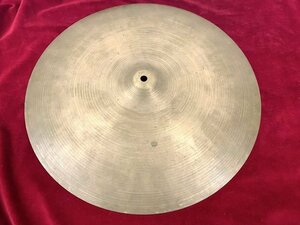 中古 ◆ Zildjian 18inch ◆ ジルジャン シンバル 18インチ / 約45.7cm 白抜きロゴです♪