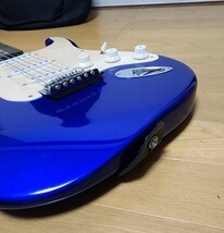 Squier by Fender strat エレキギター 　　　　　ソフトケース付き　 現状品_画像10