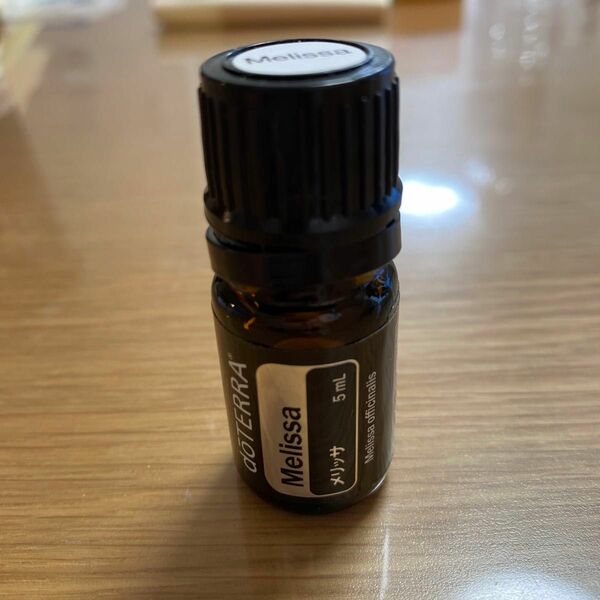 ドテラ　エッセンシャルオイル　アロマ　メリッサ　5ml doTERRA