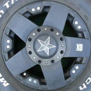 KMC XD775 ROCKSTAR ロックスター 8J +35 PCD114.3/127 ラングラー 285/70R17 手渡し歓迎(C2149)の画像6