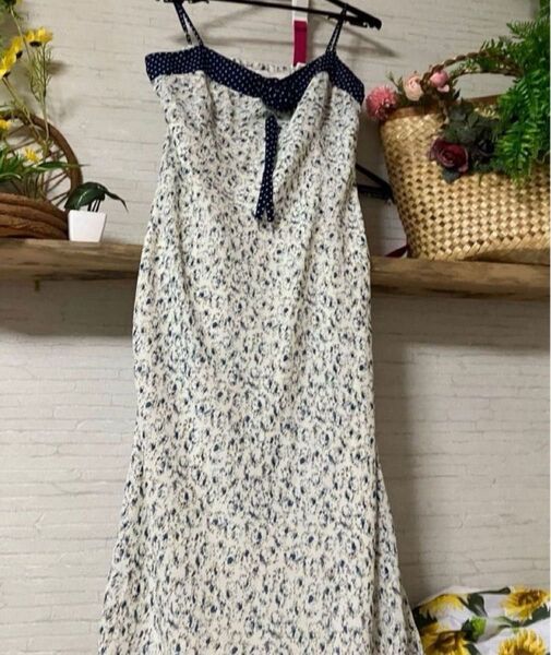 新品未使用、自宅保管品、マーメイドスタイルロングワンピース サイズL タグは有りません.サイズ合う方はご検討ください値下げしました