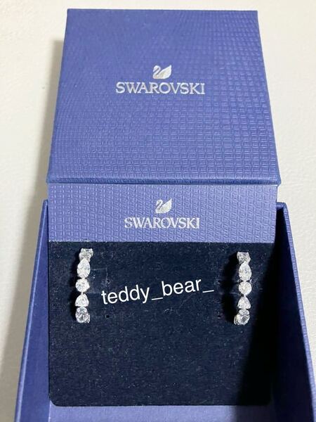 送料無料 未使用に近い 美品 SWAROVSKI スワロフスキー ピアス テニス デラックス 箱あり