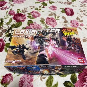 ダンボール戦記 LBXバスター開封済み・一部組み立て済み
