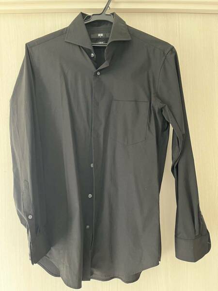 UNIQLO ユニクロ　メンズ Sサイズ ファインクロスストレッチスリムフィットブロードシャツ（カッタウェイカラー・長袖 黒 ブラック 長袖