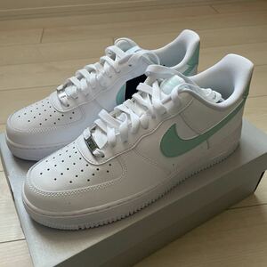 NIKE WMNS AIR FORCE 1 '07 28.0cm 新品未使用タグ付き JORDAN DUNK ナイキ ジョーダン エアフォースワン ダンク スニーカー