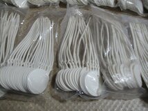 未使用品　未来工業　ワンタッチカラーエフ　プラスチック製・線名札　 KFY-30W　Φ30　結束部長さ100ｍｍ　２０本入×２０点　け-28_画像2