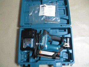 中古品　マキタ　充電式ピンタッカ　PT354DSH　10.8V