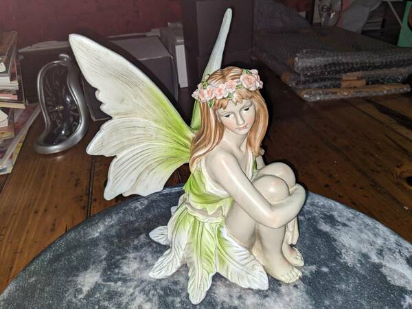 妖精の彫刻の置物 樹脂 人 彫像と置物 屋外彫刻 家の装飾 モダン 屋内 屋外