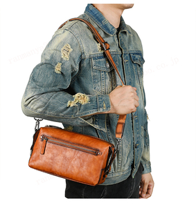 本革 メンズ ショルダーバッグ 斜め掛け 男性用 メッセンジャーバッグ レザー 大容量 7.9インチiPad対応 アウトドア 通勤 通学 自転車 鞄