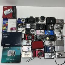 【ジャンク品】デジタルカメラ まとめて　Nikon/Canon/Panasonic/SONY/CASIO/OLYMPUS/FUJIFILM 計34台　管理番号12142103 _画像1