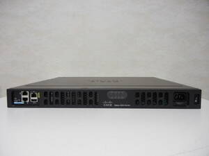 ★中古 Cisco 4300シリーズ（ISR4331-K9）securityk9 初期化