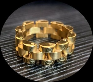 しなやかで非常に細かいパーツでお洒落！オイスターブレス（ジュビリー）タイプ・リング内径約20mm/イエローゴールド