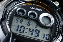 1円～1スタ 美しすぎるBLACK×WHITE 新品未使用 本物 正規品 CASIO カシオ バイブレーションアラーム搭載 ハイスペック腕時計 100m防水_画像2