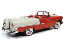 AUTOWORLD 1/18 1955 Shvy Bel Air コンバーチブル カラーレッド 新品未開封品オートワールド 1/18シェビー ベルエア ダイキャストミニカー_画像7