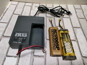 好評。タミヤ 7.2V ニッケル水素 ニカド 急速充電、放電器　AC-90M おまけバッテリー 