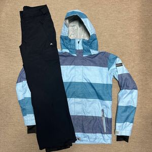 ☆美品3回着用のみ☆QUIKSILVER クイックシルバー☆スノーボードジャケット☆カーゴパンツ上下セット☆メンズSサイズ／168cm 62kg着用☆