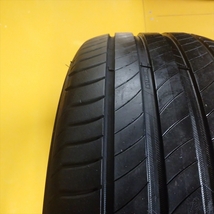 N-1133【中古タイヤ】235/45R17 97W MICHELIN PRIMACY4 8分山×1本 【福岡 店頭交換も大歓迎】_画像3