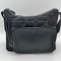 極美品 ポールスミス Paul Smith メンズ ビジネス ショルダーバッグ 斜め掛け レザー ブラック 黒 通勤 A4収納 仕事カバン 鞄 _画像2