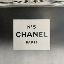 折れ フランス 1960s CHANEL シャネル No5 広告 雑誌 5番 香水 パヒューム ポスター 写真 イラスト 美術 額縁 アンティーク ヴィンテージ_画像4