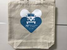 非売品 フォルクスワーゲン 70周年記念 トートバッグ VOLKSWAGEN 70th Anniversary tote bag タイプ2 ワーゲンバス 未使用 未展示_画像2