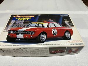 グンゼ産業　アルファロメオ　1750 GTV プラモデル 未開封品　デカール付き