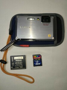 パナソニック Panasonic LUMIX DMC-FT1 グレー ♯A1251-40　バッテリー&SDカード& ソフトケース付き　コンパクトデジタルカメラ 動作未確認