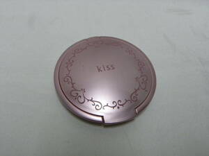  Kiss *fea Lee bright powder 01 rose pink < face powder >*used