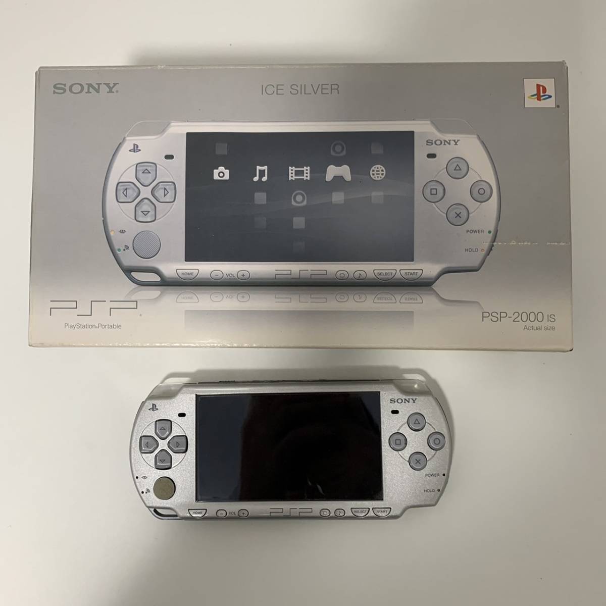 Yahoo!オークション -「psp2000シルバー」の落札相場・落札価格