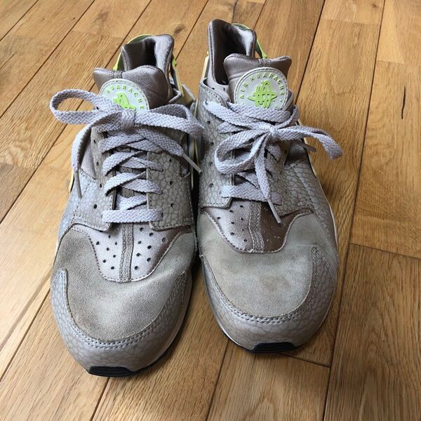 NIKE AIR HUARACHE 28.5 10.5 ベージュ