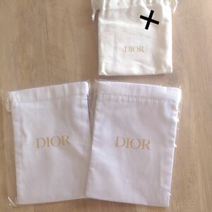 Dior 新品未開封 ホリデー限定 巾着袋 中サイズ 2枚セット ホワイト 非売品 ポーチ
