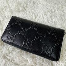 新品 未使用品 極美品GUCCI グッチ GG　エンボス ラウンドジップ 長財布　メンズ_画像2