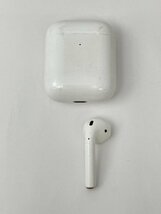 902【動作確認済】 AirPods Wireless Charging Case 第2世代 MRXJ2J/A　左イヤホン欠品_画像1