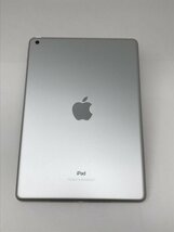 993【ジャンク品】 iPad 第5世代 32GB Wi-Fi シルバー_画像2