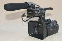 SONY業務用小型・軽量ハイビションビデオカメラHXR-NX30J　と付属品一式_画像4