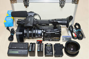 SONY業務用ハイビジョンカメラ　HVR-Z7J＋メモリーユニット　と付属品一式