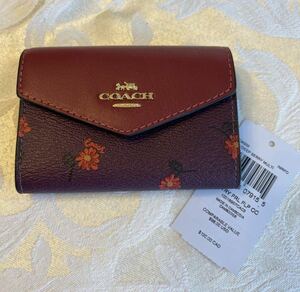 こちらの柄！ 新品コーチ COACH レディース 小物 カードケース 名刺入れ 花柄　フローラル　花柄　名刺ケース カードケース