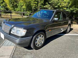 W124 E320 ステーションワゴン 1995年式 ブルーブラック