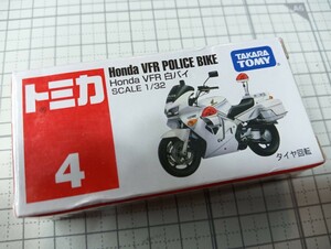 No.4 ホンダ VFR800 白バイ （箱） （1/32スケール トミカ 716464）