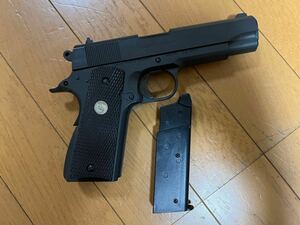 トイガン エアガン ガスガン ハンドガンM1911A1 combat commander model