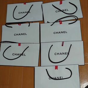 【更新しました】さらにオマケ付き！CHANEL 紙袋 ショッパー 手提げ袋 ショップ袋