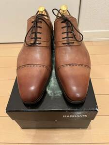 MAGNANNI（マグナーニ）　ストレートチップ　サイズ：43（8 1/2） コニャック