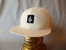 新品◆VOLCOM V SQUARE SNAPBACK HAT キャップ◆SAND◆サーフィン/スケートボード/スノーボード/BMX_画像1