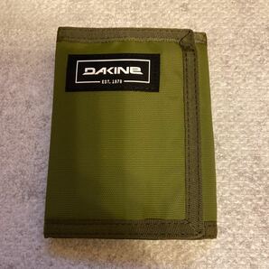 DAKINE VERT RAIL WALLET UTILITY GREEN 新品未使用