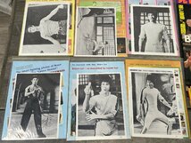 8136 BRUCE LEE & JKD MAGA ZINE ブルース・リー ポスター NO.1～NO.12 & 英語 パンフレット & スクリーン 増刊号 ワイド特集号_画像6