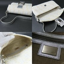 68375★1円スタート★FENDI フェンディ 新品同様美品 マンマバケット ズッカ柄 2WAY クラッチバッグ ショルダーバッグ レザー ホワイト_画像9