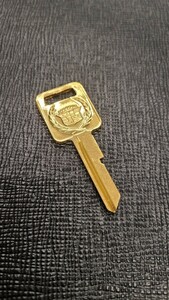 NOS GM original Cadillac Gold blank key 60~90 period ignition fleetwood brougham De Ville Eldorado key key hydro 