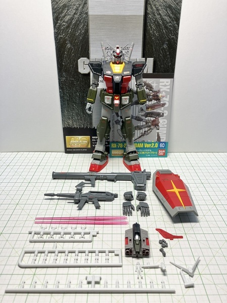 MG RX-78-2 ガンダム Ver.1.0　完成品　リアルタイプカラー Full Decal