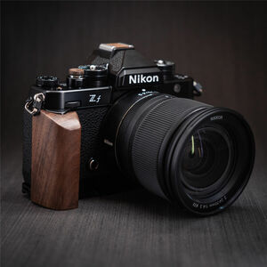 【新品】 Nikon Zf 木製グリップ 胡桃 ウォールナット